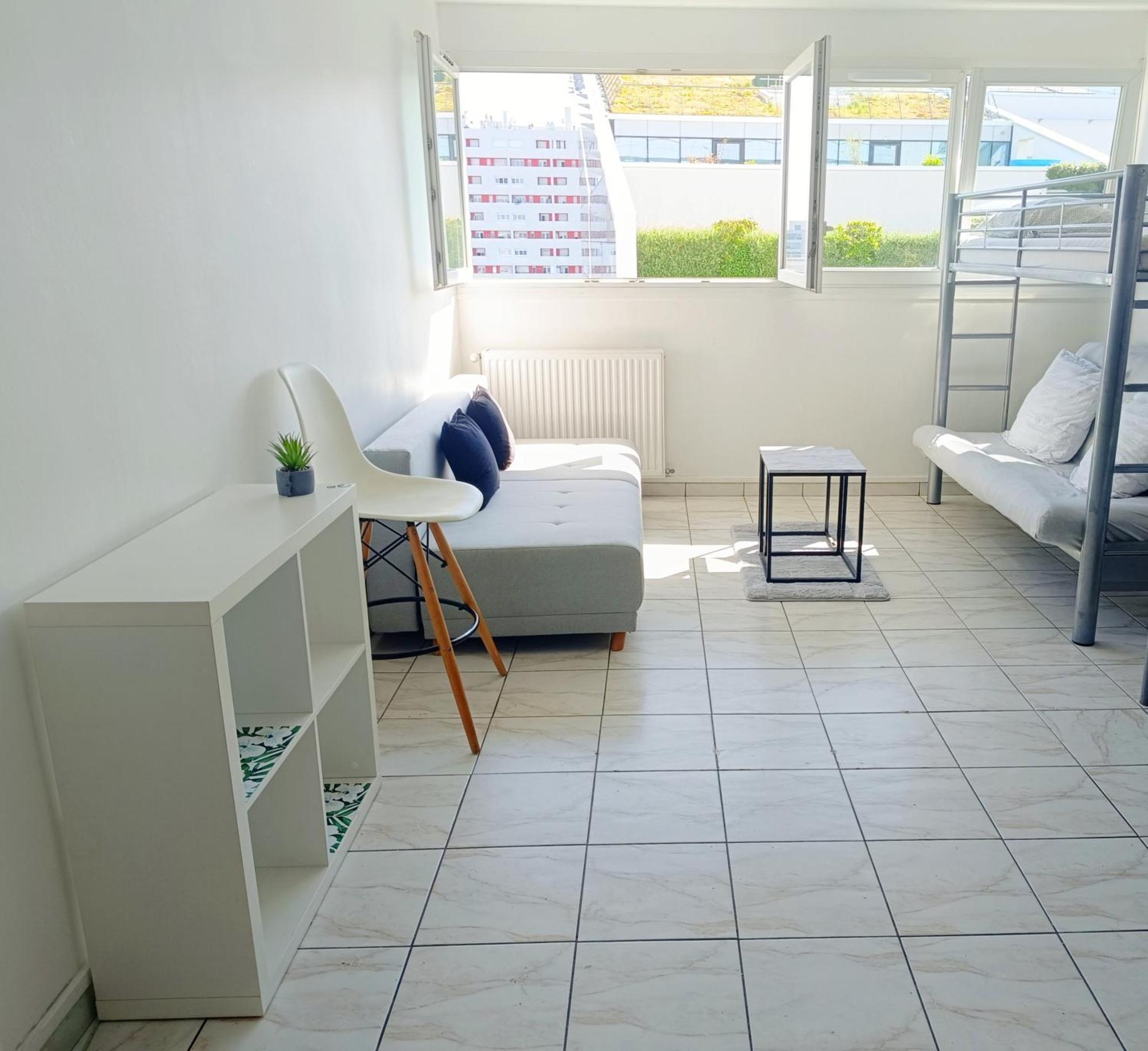 Auberge Paris La Defense Безон Екстериор снимка